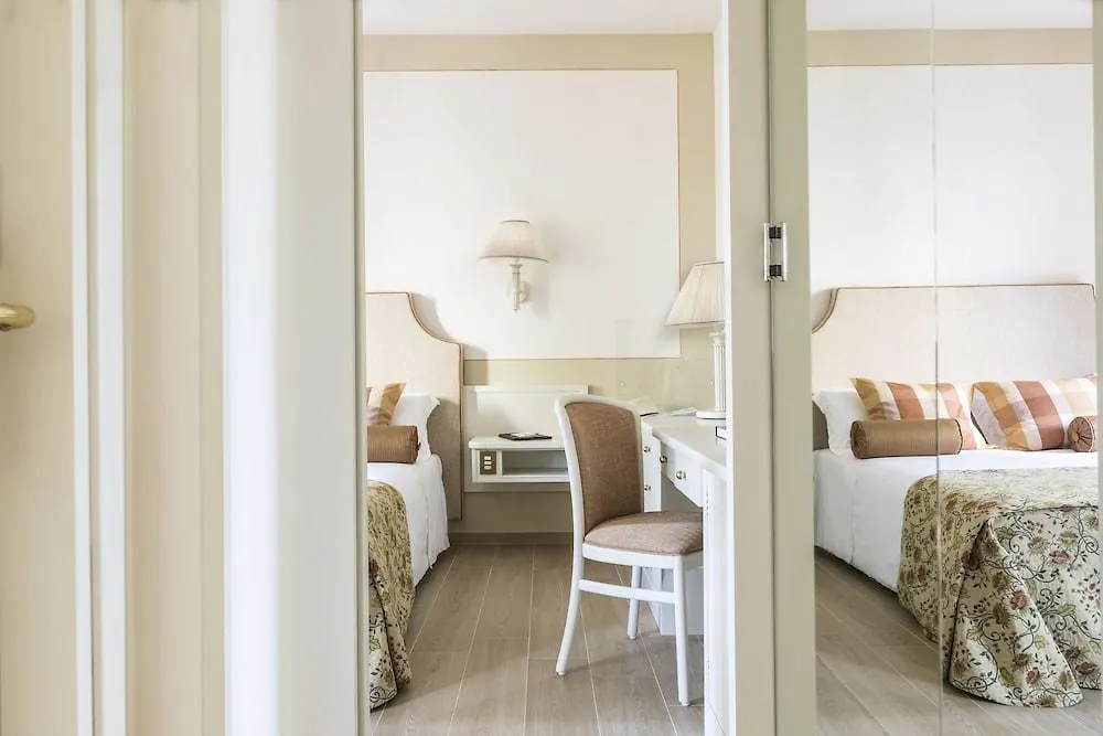 Relais Santa Chiara Hotel - Tuscany Charme San Gimignano 4*,  Italien