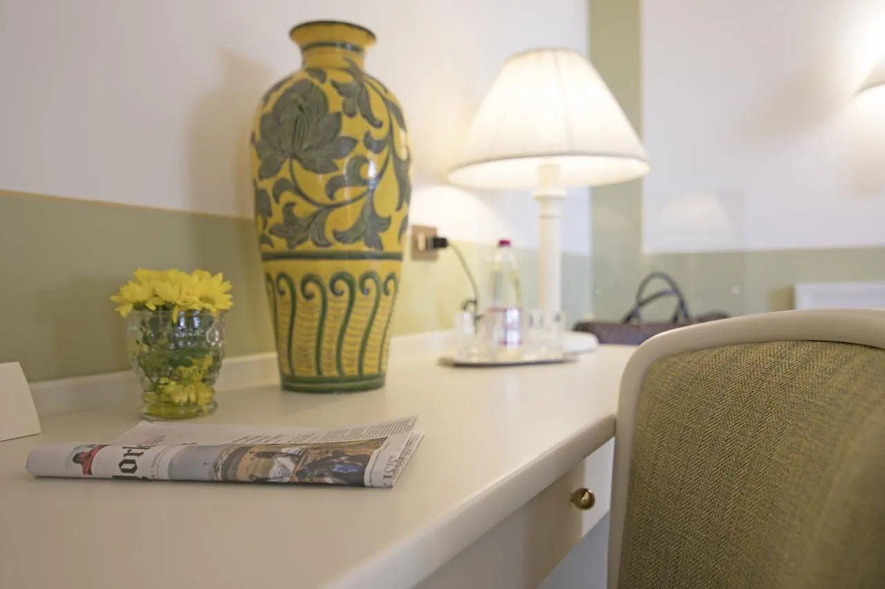 Relais Santa Chiara Hotel - Tuscany Charme San Gimignano