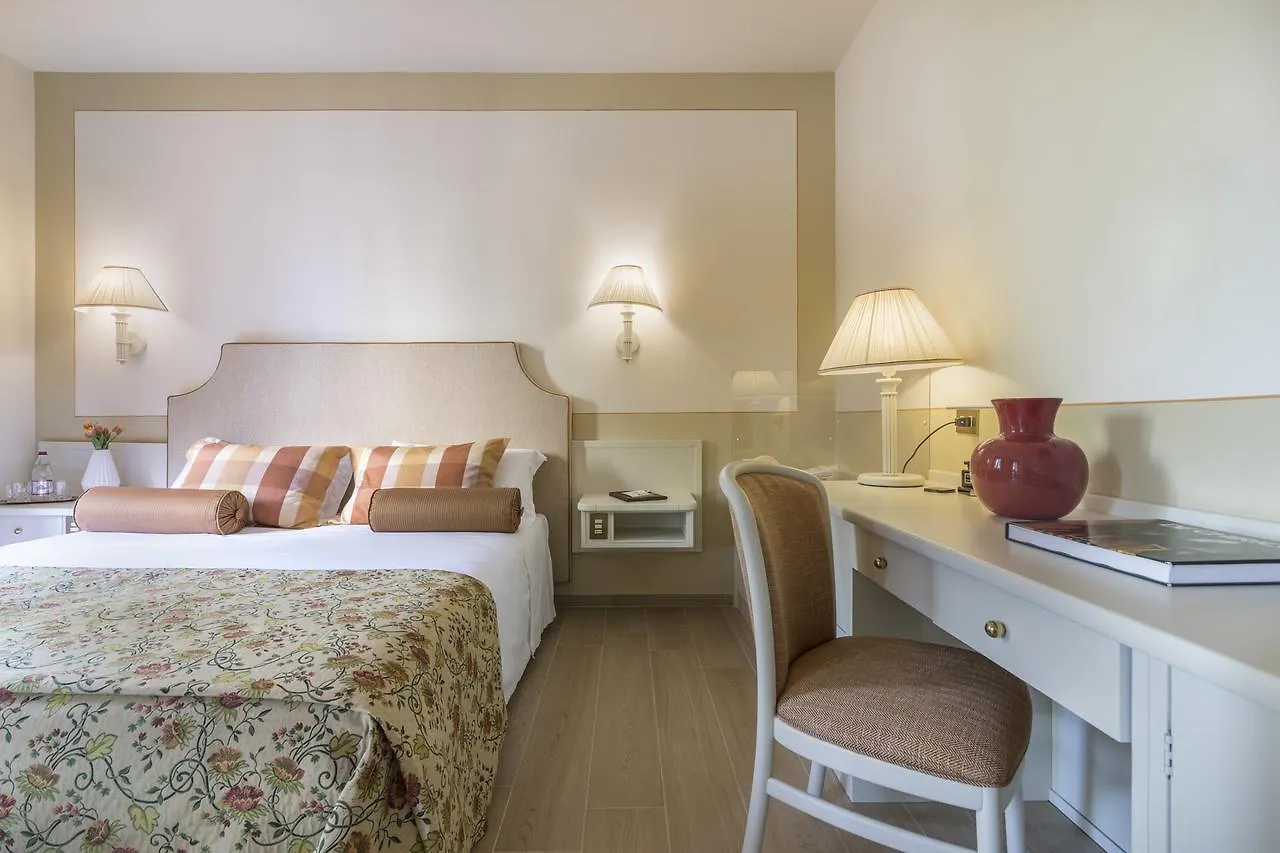 Relais Santa Chiara Hotel - Tuscany Charme San Gimignano