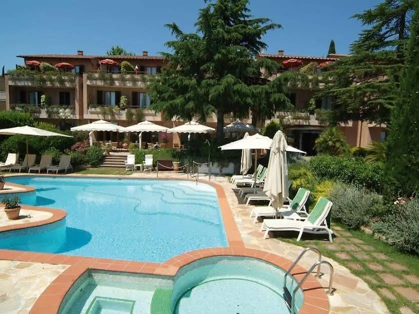 Relais Santa Chiara Hotel - Tuscany Charme San Gimignano 4*,