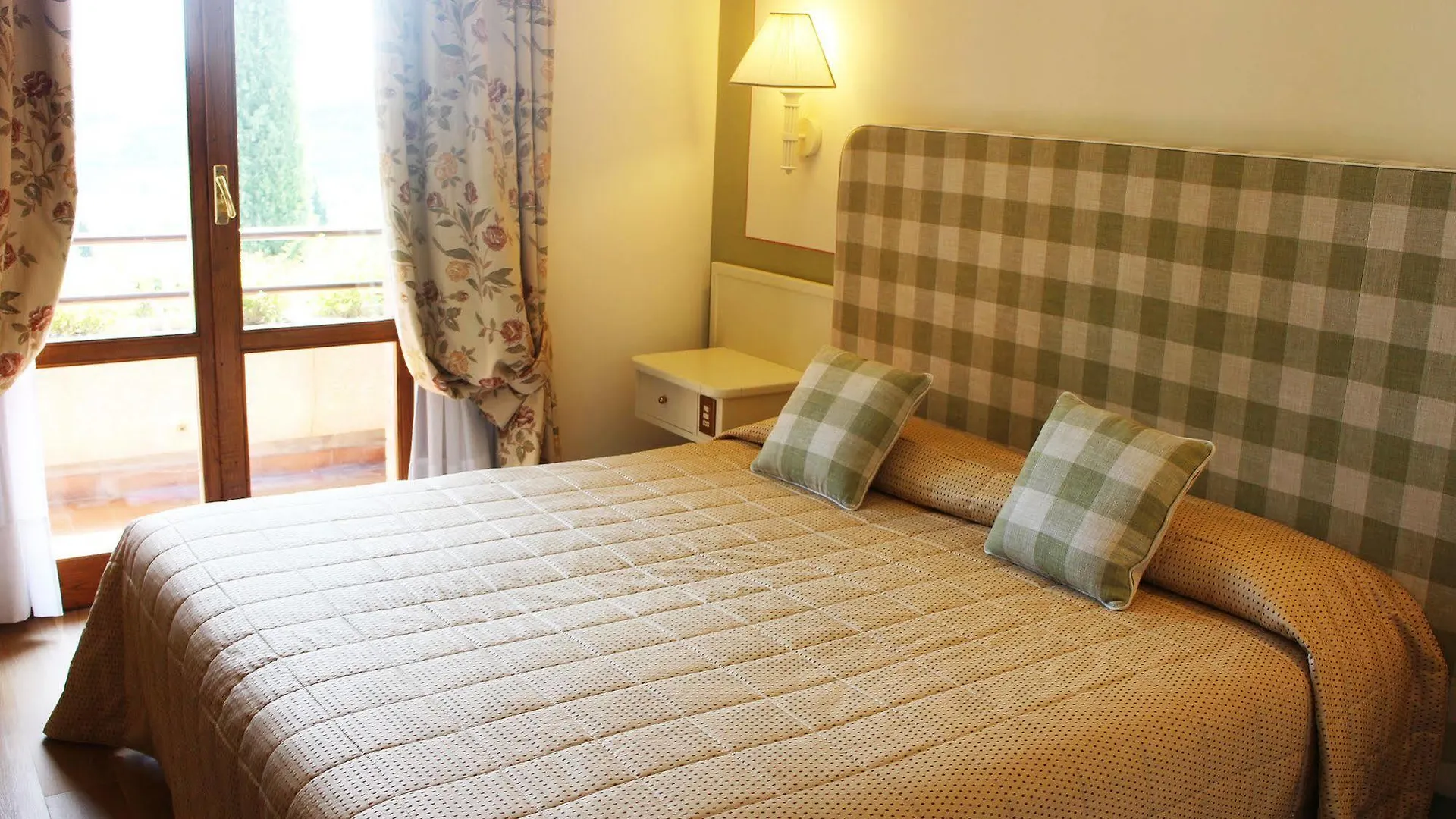 Relais Santa Chiara Hotel - Tuscany Charme San Gimignano
